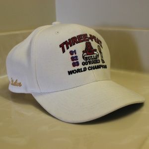 Uniform Studios: Chicago Bulls Championship Hat